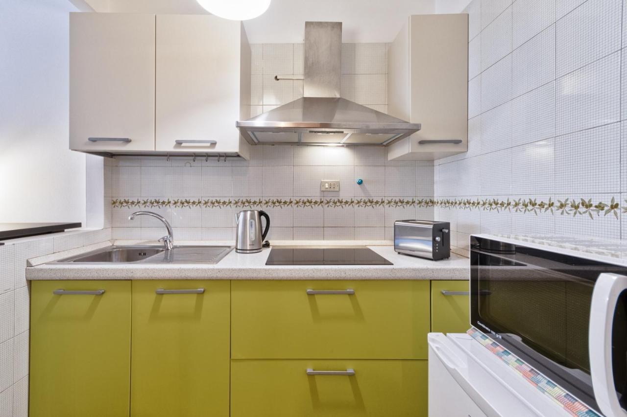 Porta Nuova Shiny Studio Flat Turin Exterior photo