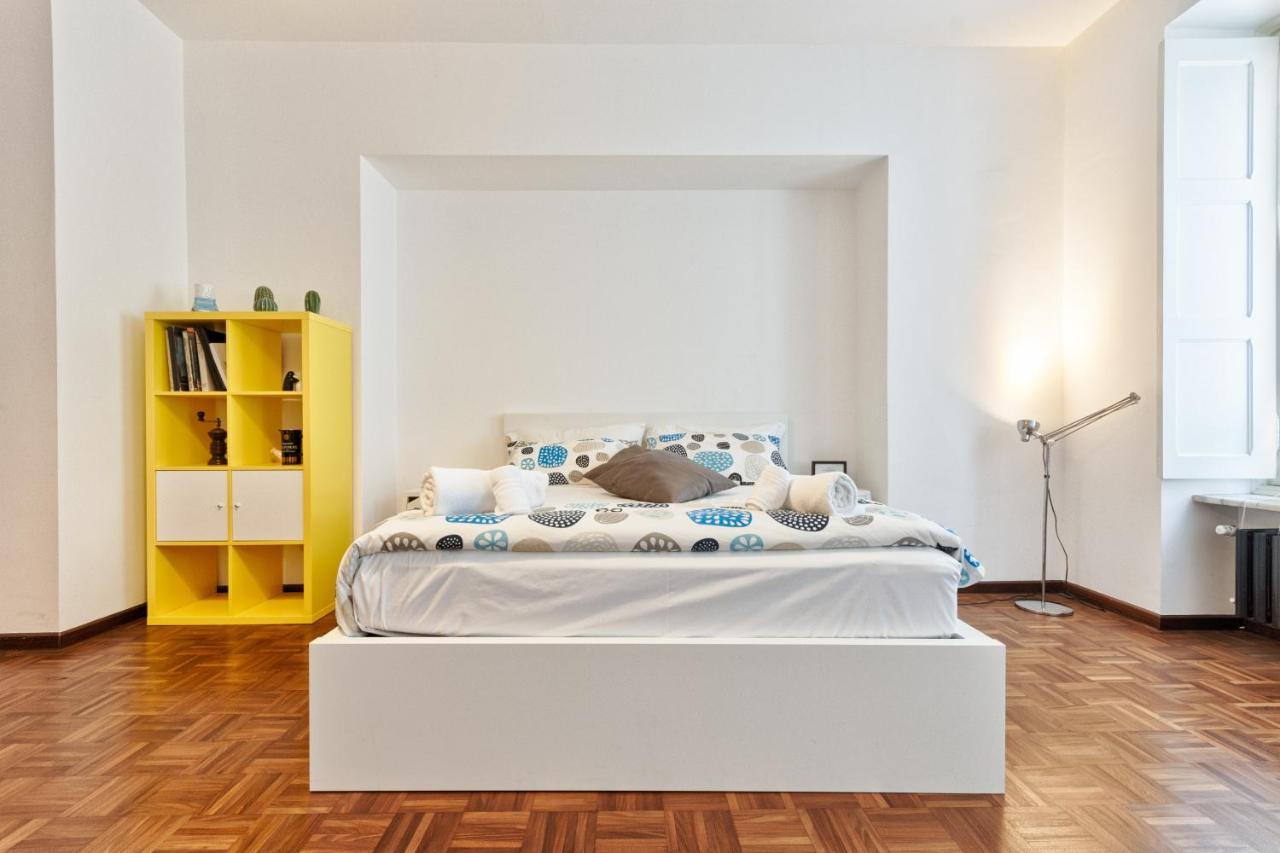 Porta Nuova Shiny Studio Flat Turin Exterior photo